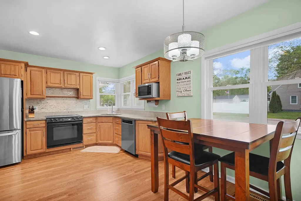 501 Ray Street North Muskegon City MI 49445
