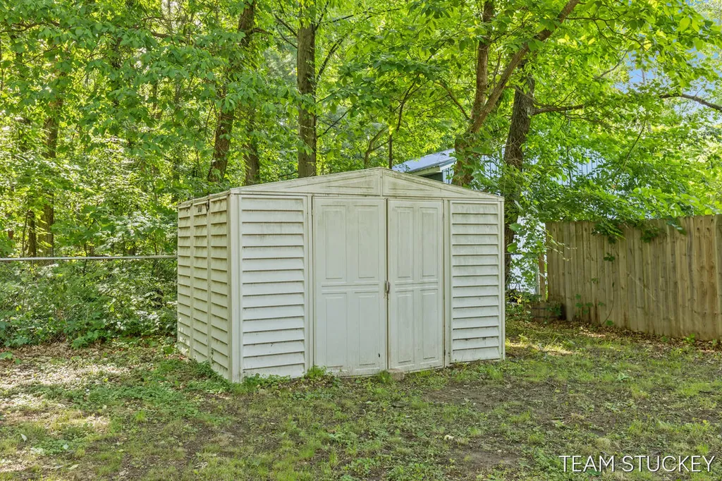 7114 Kay Drive Eureka Township MI 48838