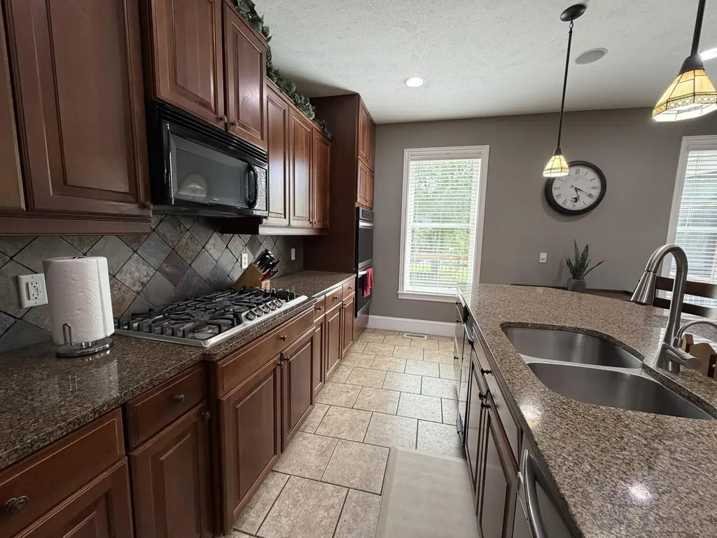 7809 Golf Meadows Drive SE Caledonia Township MI 49316