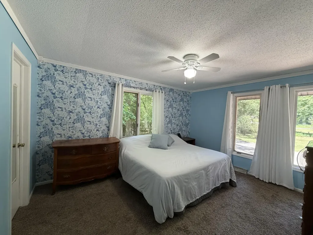 9051 Algoma Avenue NE Algoma Township MI 49341