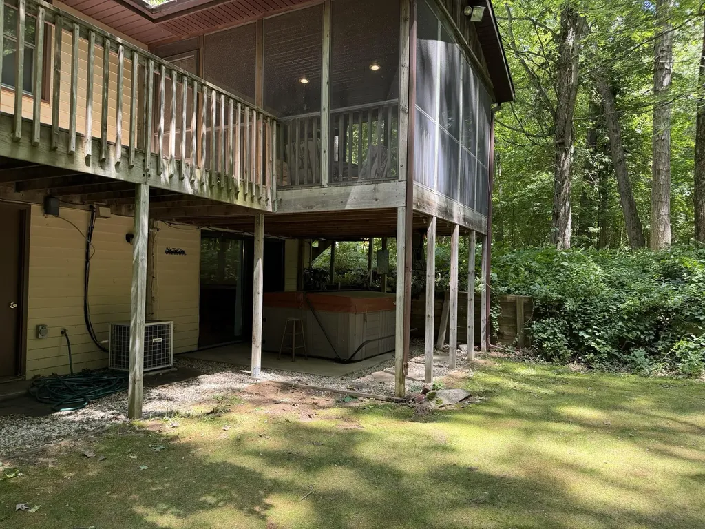 9051 Algoma Avenue NE Algoma Township MI 49341