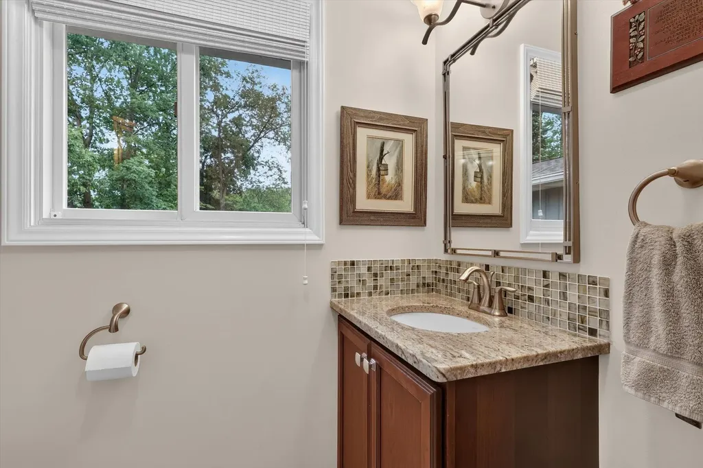 1501 Ottawa Trail Rutland Charter Township MI 49058