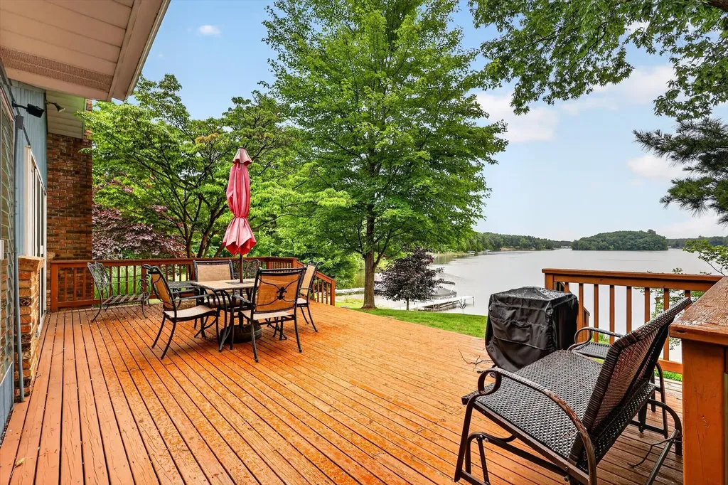 1501 Ottawa Trail Rutland Charter Township MI 49058