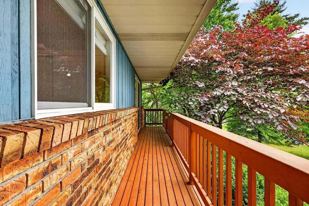 1501 Ottawa Trail Rutland Charter Township MI 49058