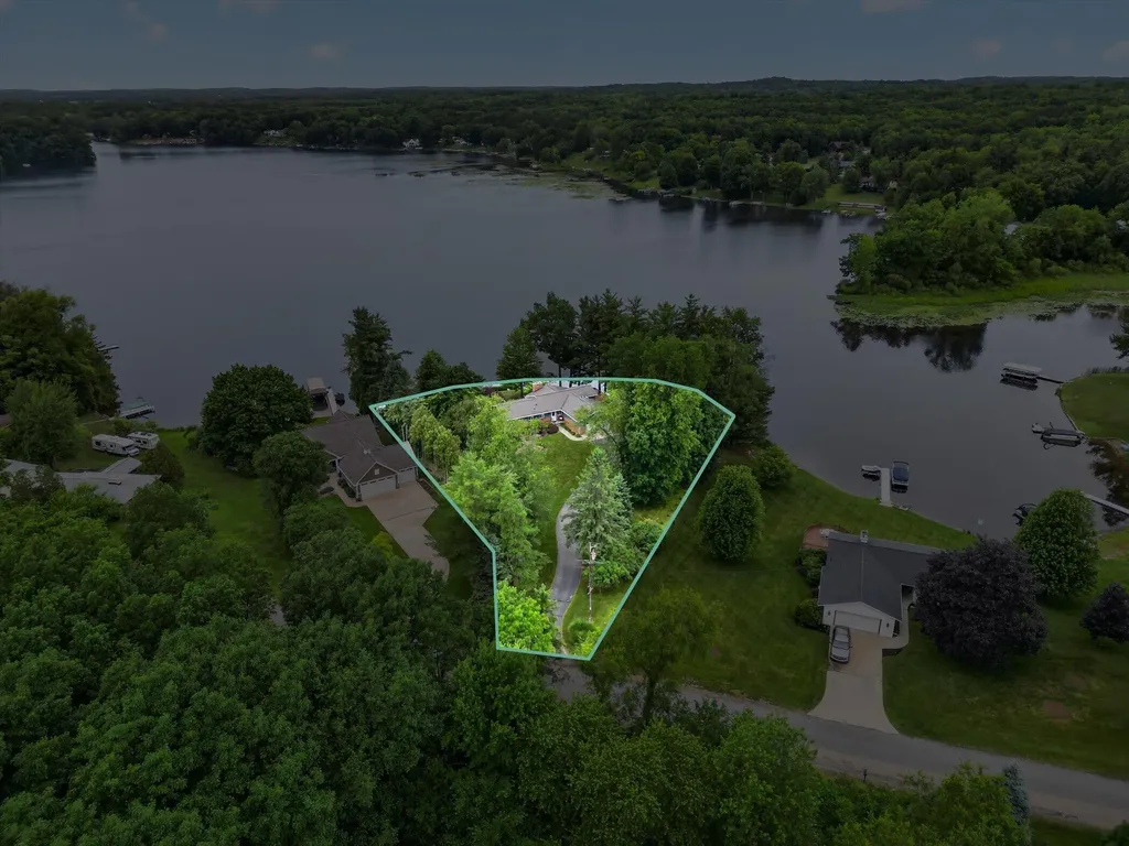 1501 Ottawa Trail Rutland Charter Township MI 49058
