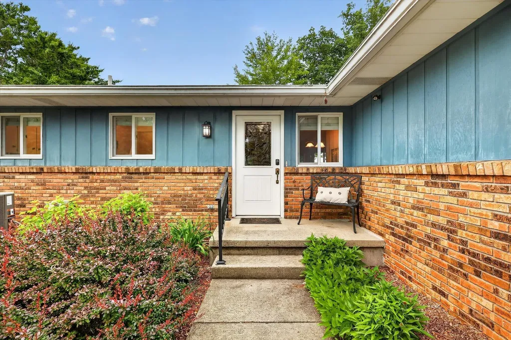 1501 Ottawa Trail Rutland Charter Township MI 49058