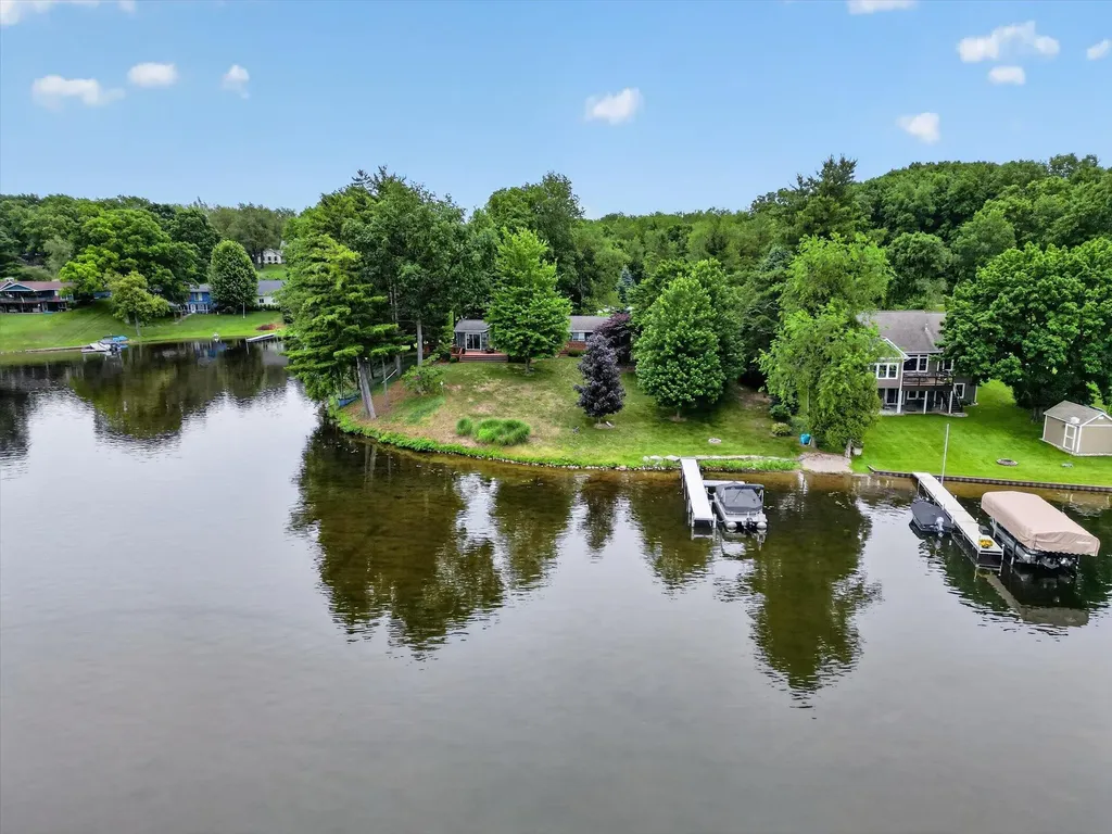 1501 Ottawa Trail Rutland Charter Township MI 49058