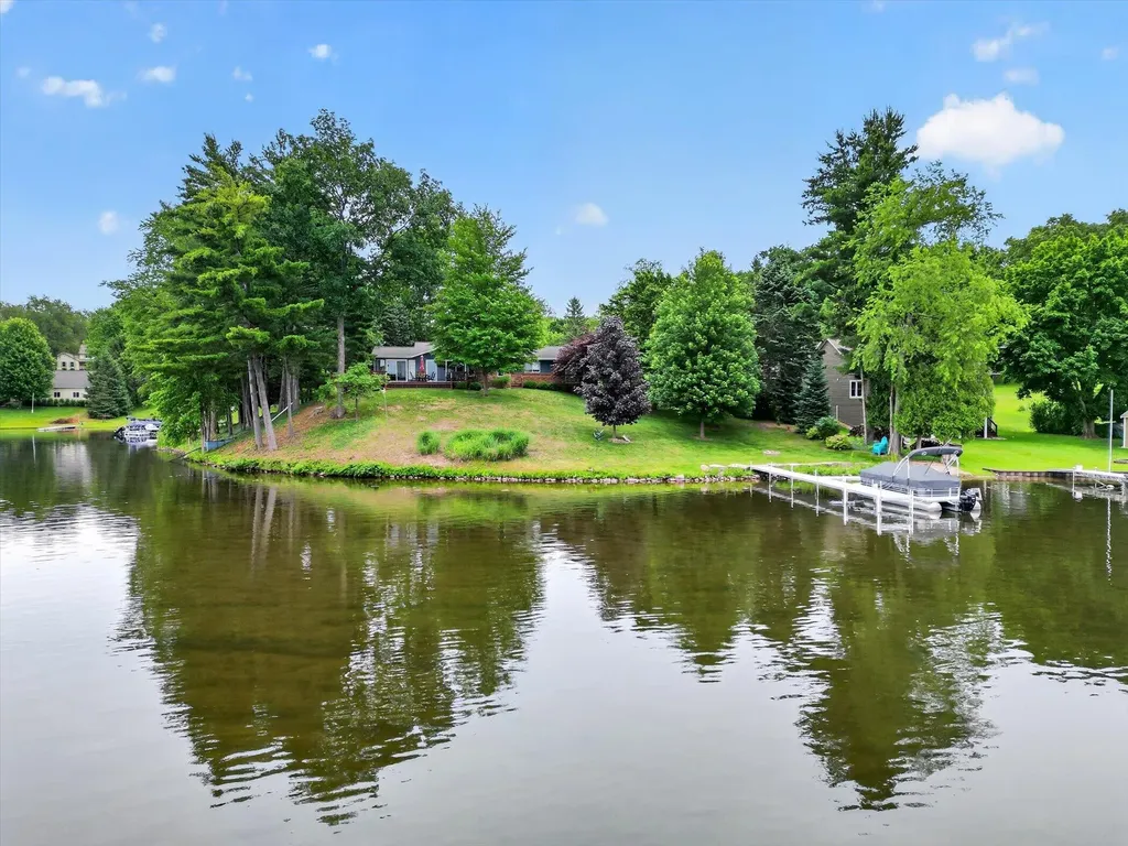 1501 Ottawa Trail Rutland Charter Township MI 49058
