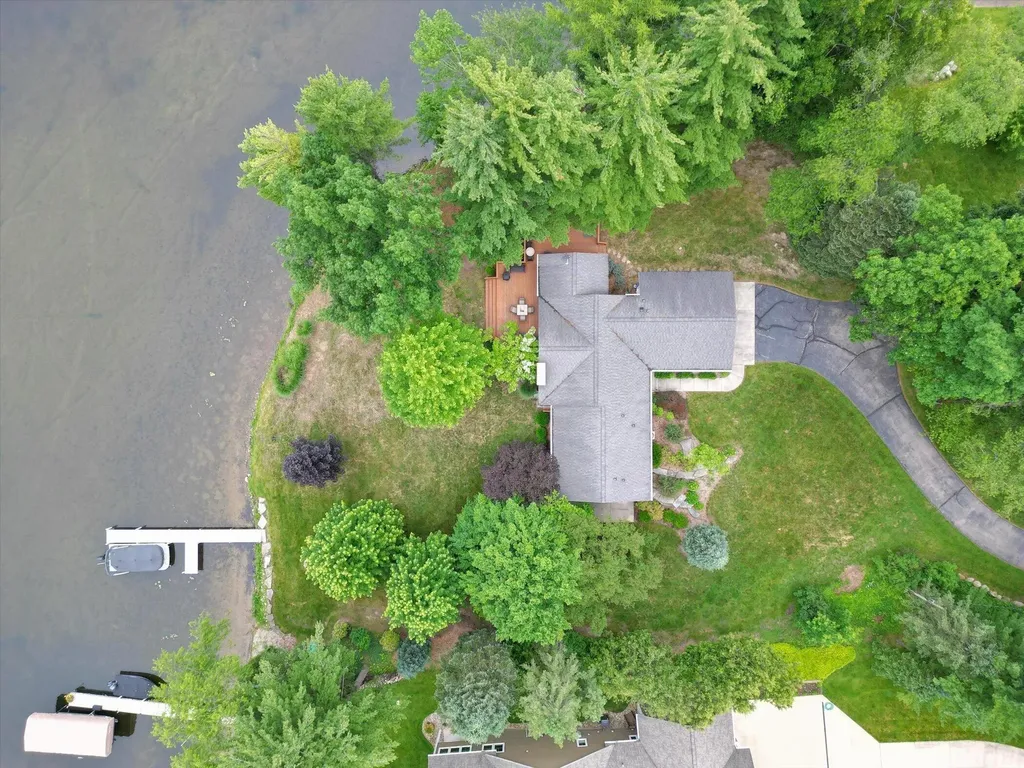 1501 Ottawa Trail Rutland Charter Township MI 49058