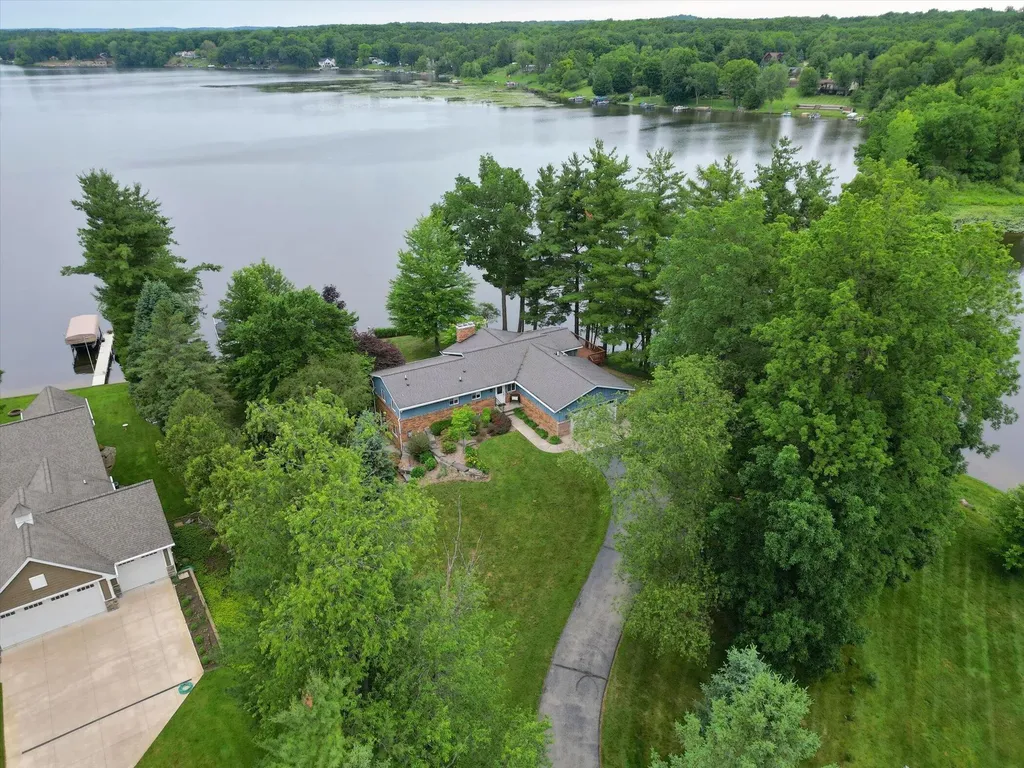 1501 Ottawa Trail Rutland Charter Township MI 49058