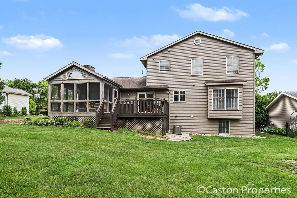 2143 Wolfboro Drive SE Kentwood City MI 49508
