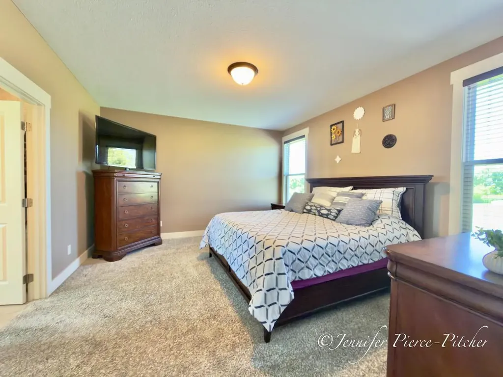 11127 Waterpoint Drive Allendale Charter Township MI 49401