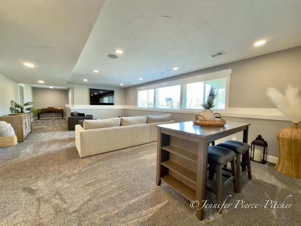 11127 Waterpoint Drive Allendale Charter Township MI 49401