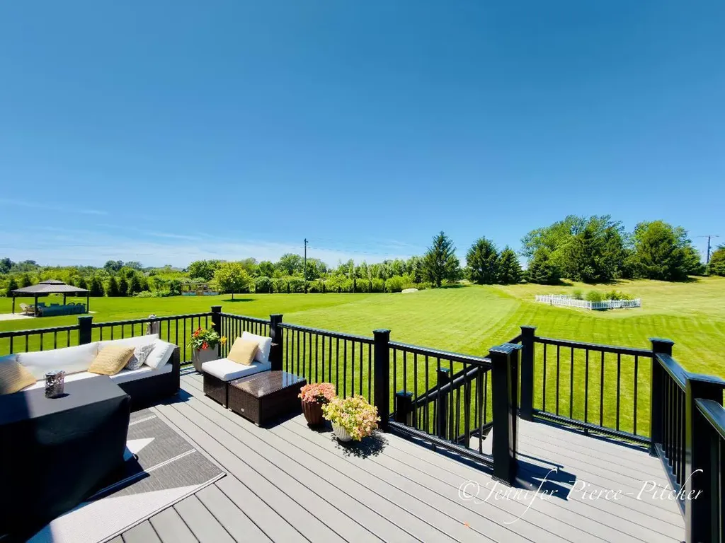 11127 Waterpoint Drive Allendale Charter Township MI 49401