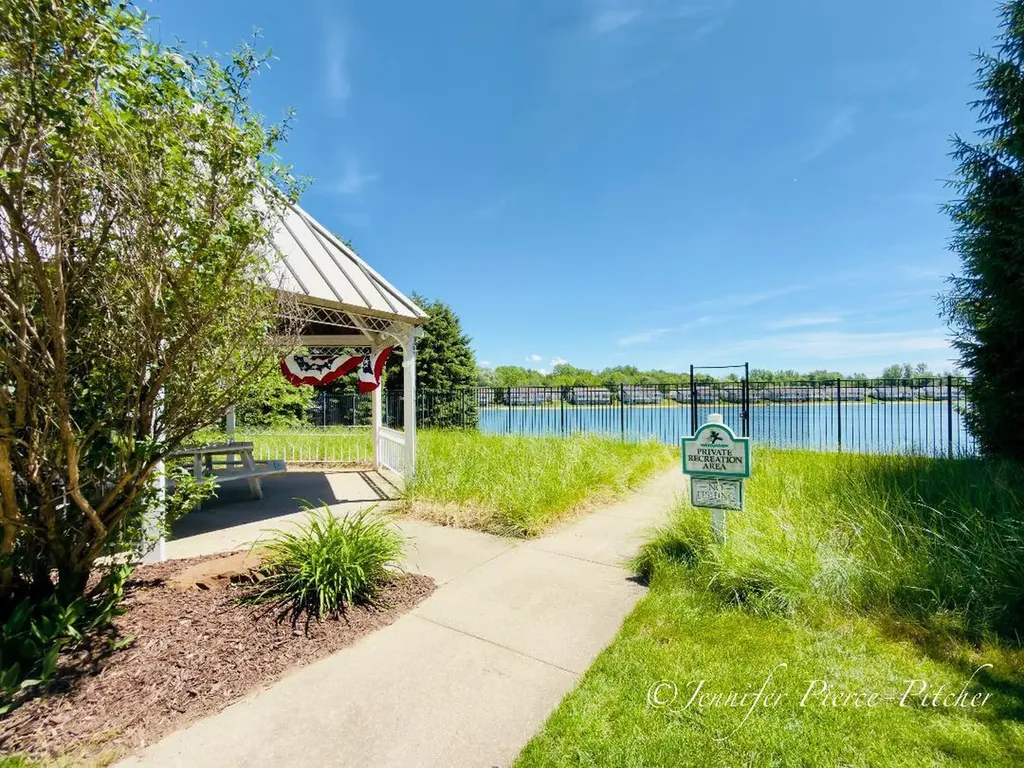 11127 Waterpoint Drive Allendale Charter Township MI 49401