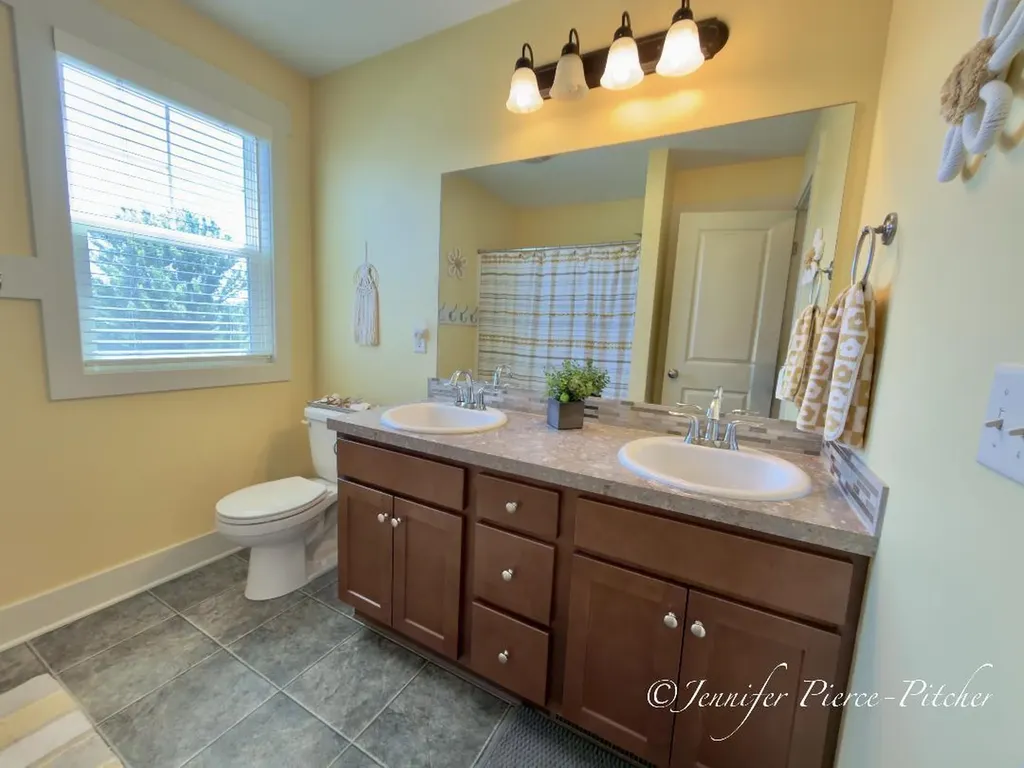 11127 Waterpoint Drive Allendale Charter Township MI 49401