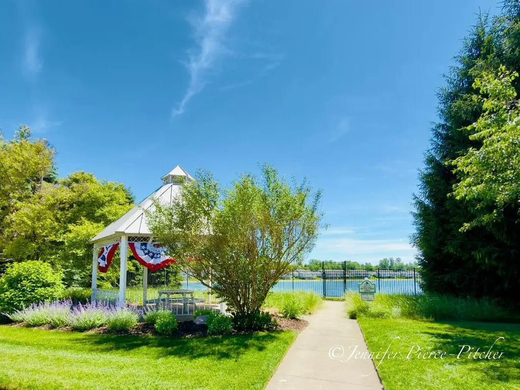 11127 Waterpoint Drive Allendale Charter Township MI 49401