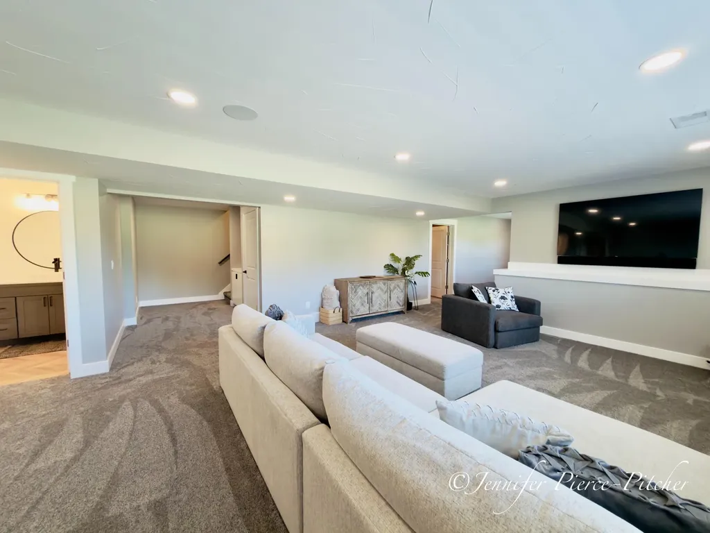 11127 Waterpoint Drive Allendale Charter Township MI 49401