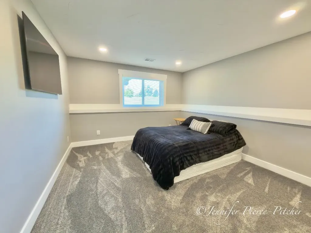 11127 Waterpoint Drive Allendale Charter Township MI 49401