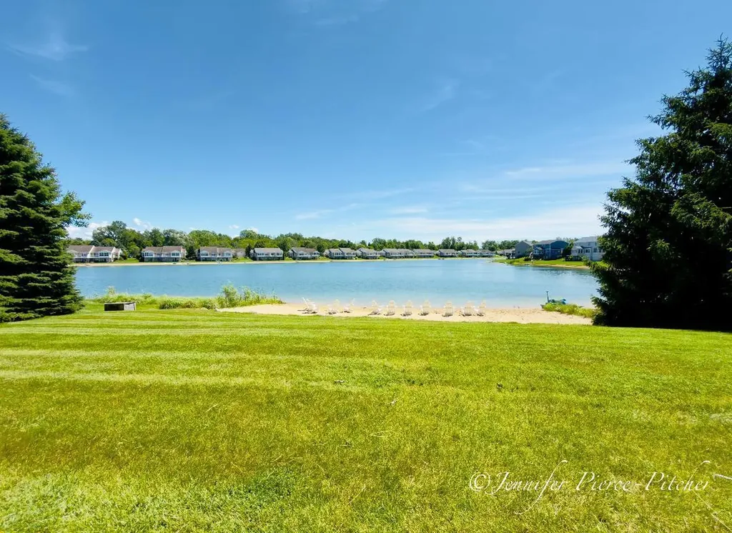 11127 Waterpoint Drive Allendale Charter Township MI 49401