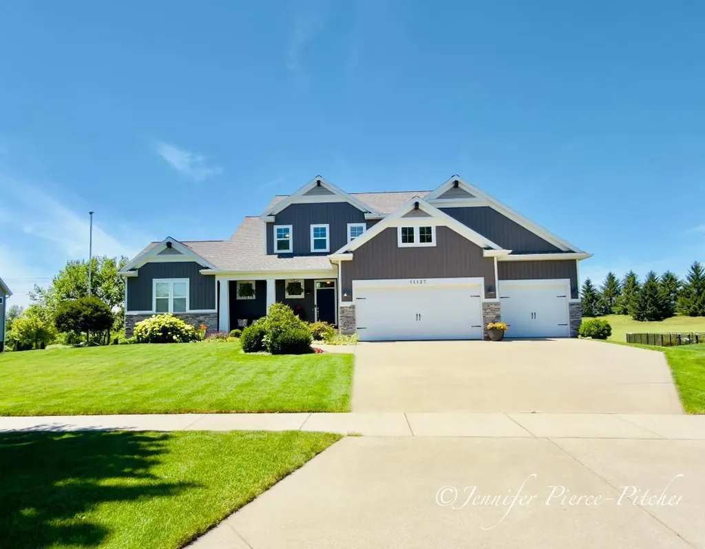 11127 Waterpoint Drive Allendale Charter Township MI 49401