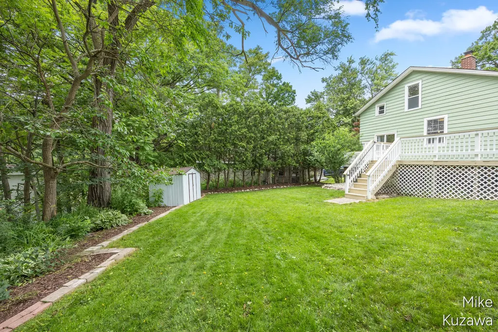 70 Grove Street Coopersville City MI 49404