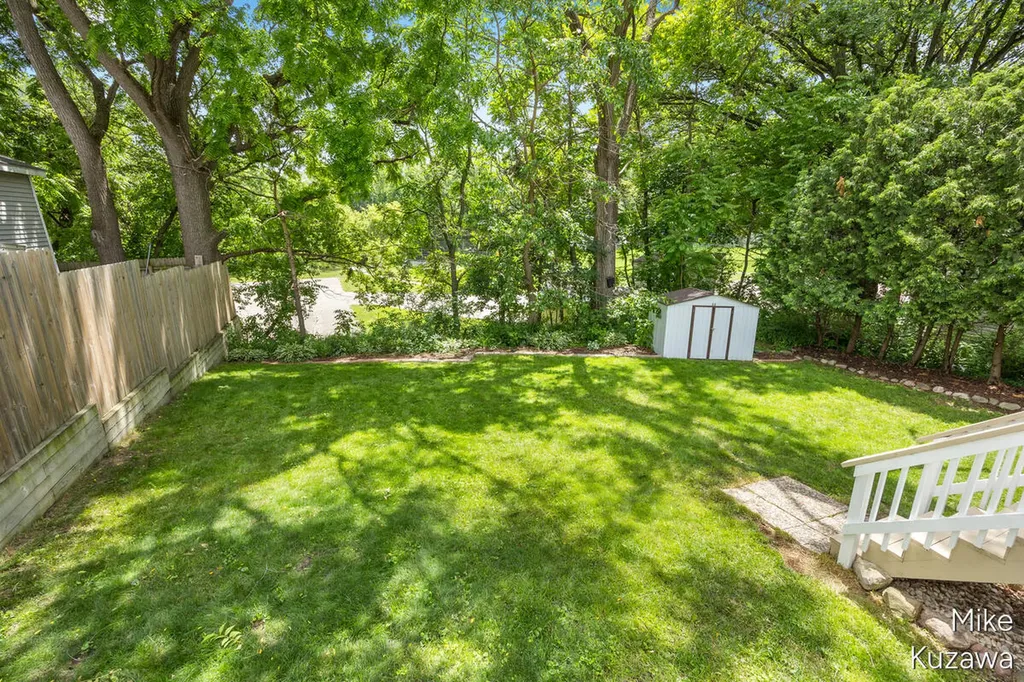 70 Grove Street Coopersville City MI 49404