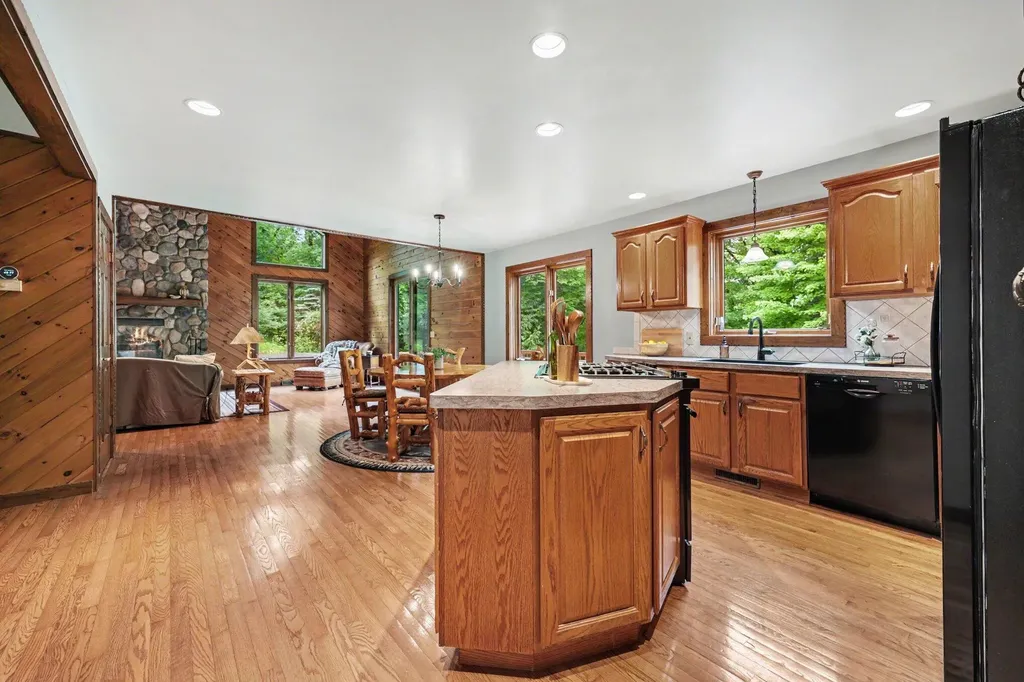 655 Auburn Trail SE Ada Township MI 49301