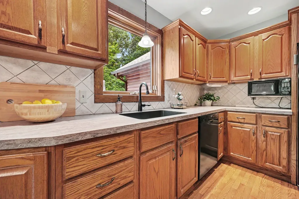 655 Auburn Trail SE Ada Township MI 49301