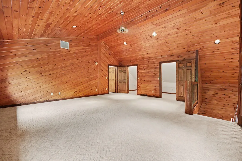 655 Auburn Trail SE Ada Township MI 49301
