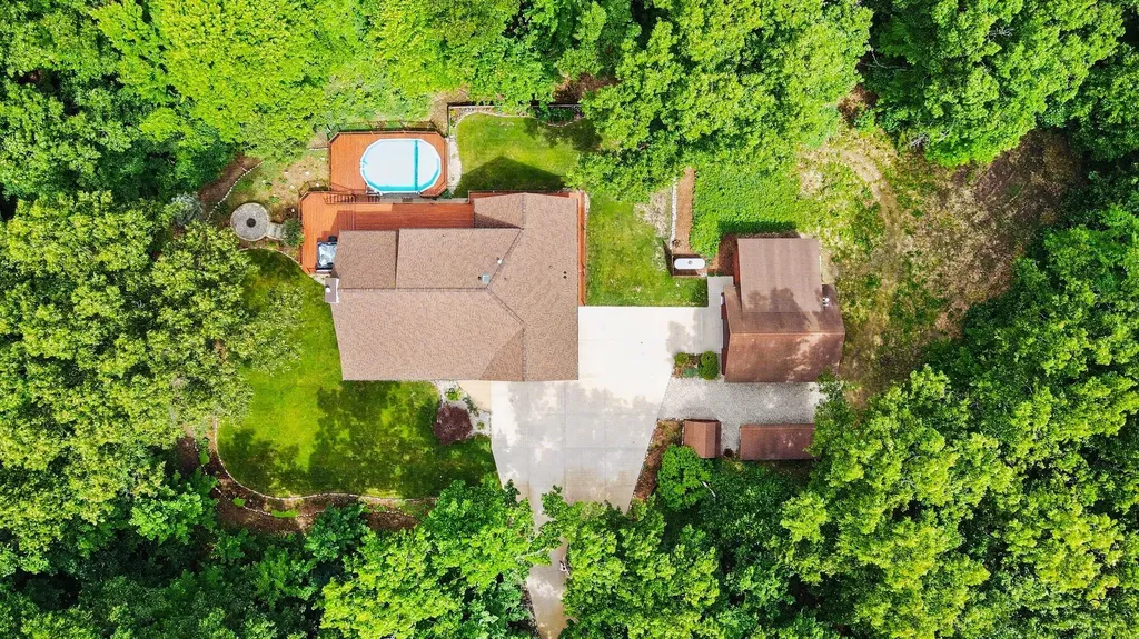 655 Auburn Trail SE Ada Township MI 49301