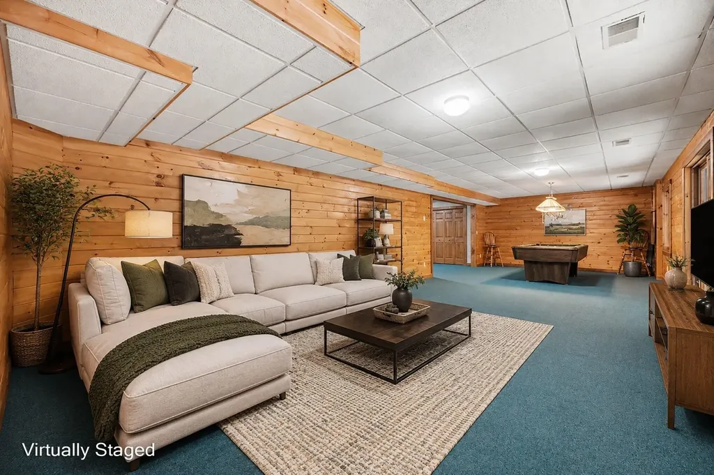 655 Auburn Trail SE Ada Township MI 49301