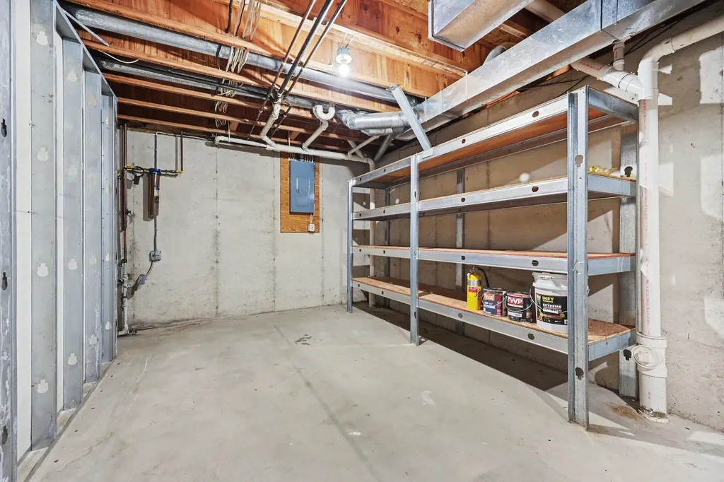 655 Auburn Trail SE Ada Township MI 49301