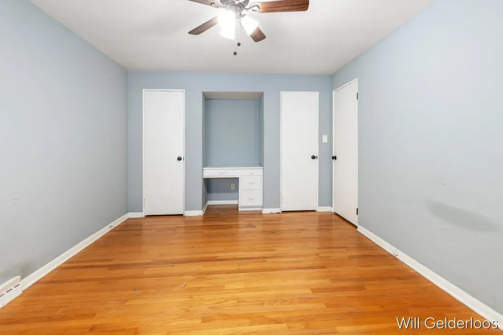 1938 Woodlawn Avenue SE Grand Rapids City MI 49506