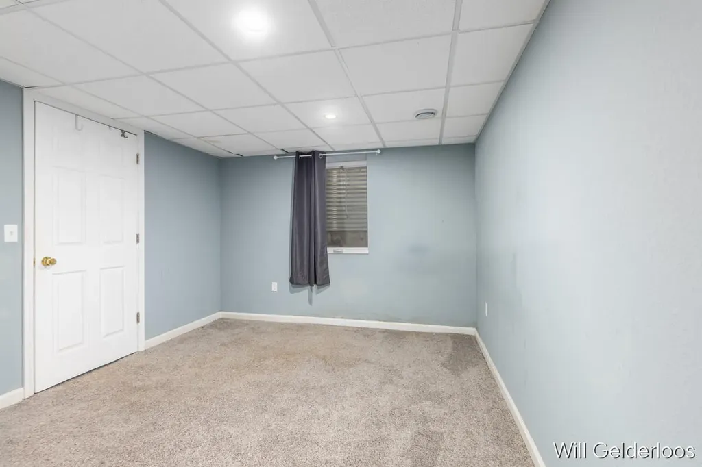 1938 Woodlawn Avenue SE Grand Rapids City MI 49506