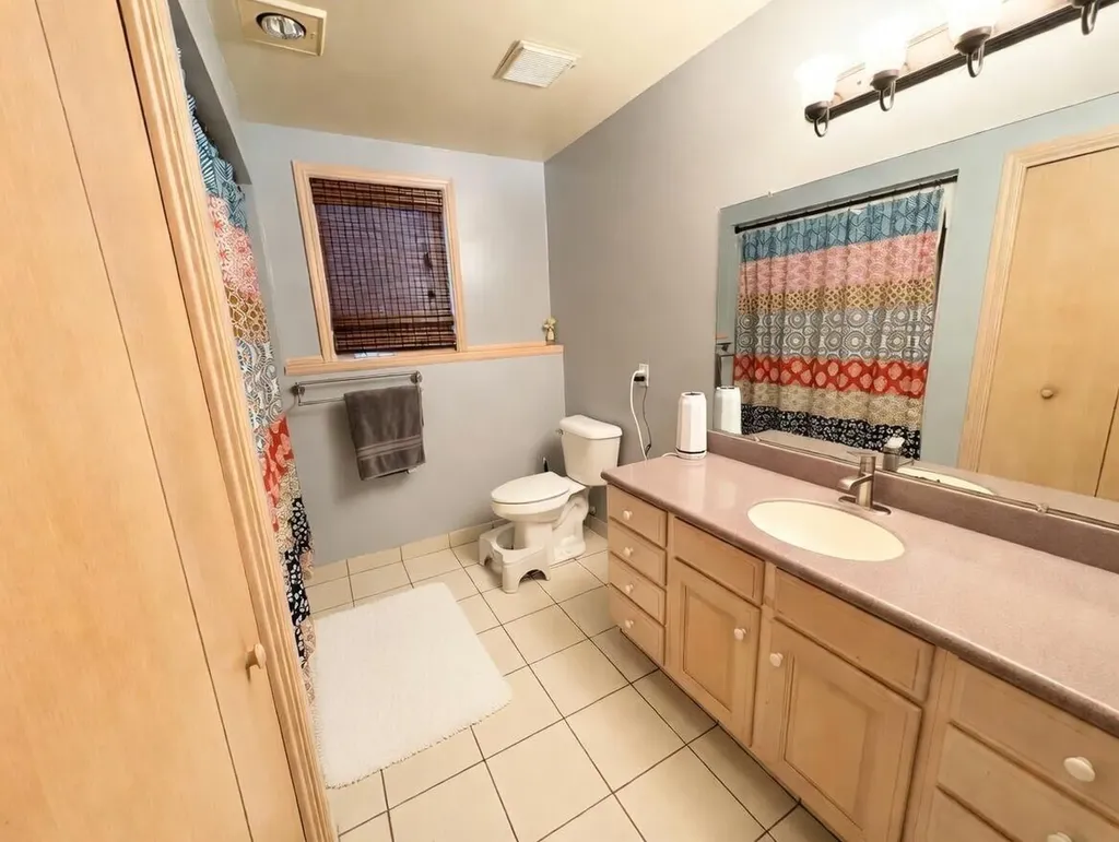 4503 Shiloh Pines SE Kentwood City MI 49546