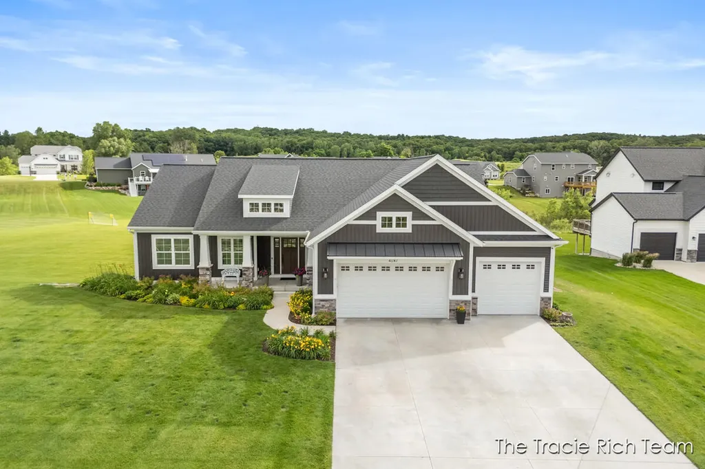 4187 Sheba Court NE Plainfield Charter Township MI 49306