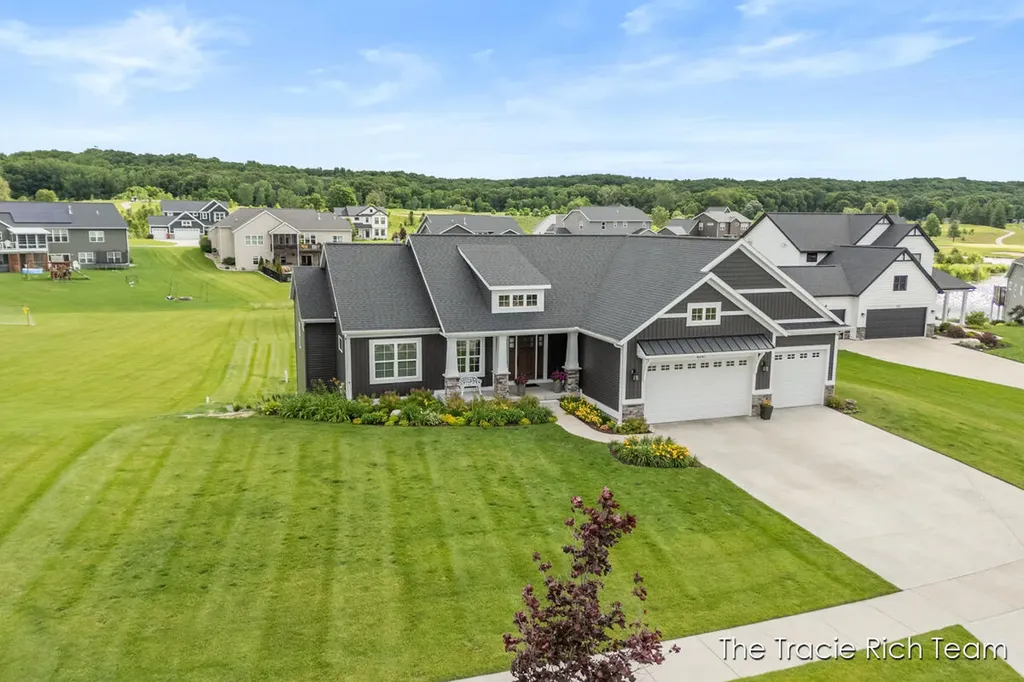 4187 Sheba Court NE Plainfield Charter Township MI 49306