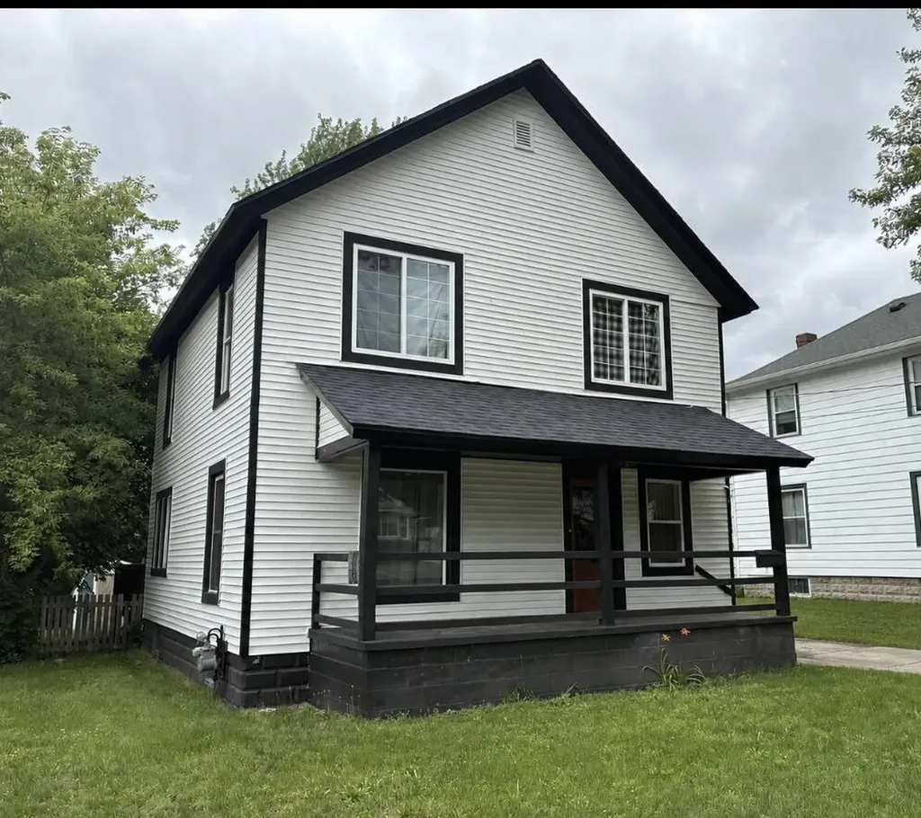 801 Maple Street Albion City MI 49224