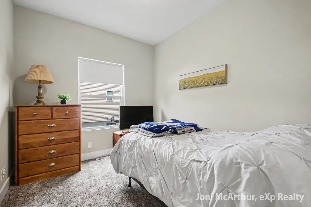 2670 Eagle Ridge Fruitport Charter Township MI 49444