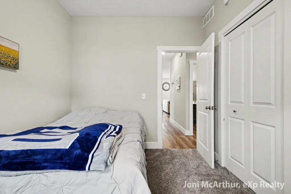 2670 Eagle Ridge Fruitport Charter Township MI 49444