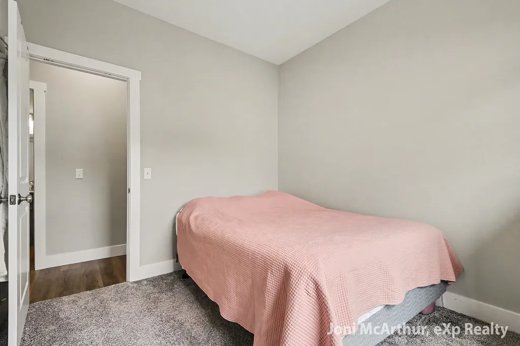 2670 Eagle Ridge Fruitport Charter Township MI 49444
