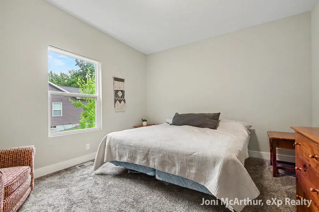 2670 Eagle Ridge Fruitport Charter Township MI 49444
