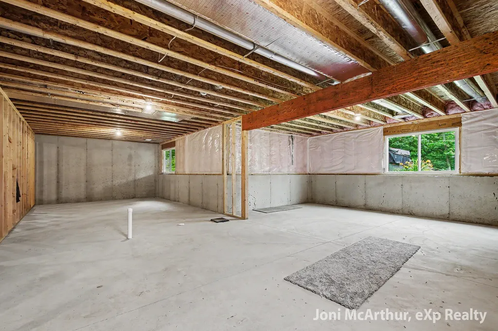 2670 Eagle Ridge Fruitport Charter Township MI 49444