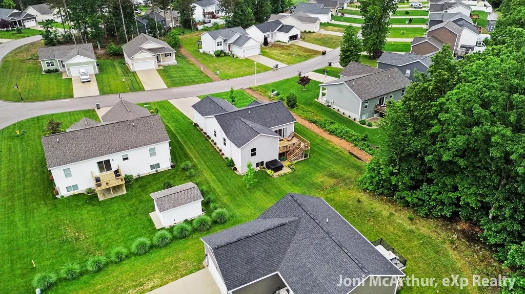 2670 Eagle Ridge Fruitport Charter Township MI 49444