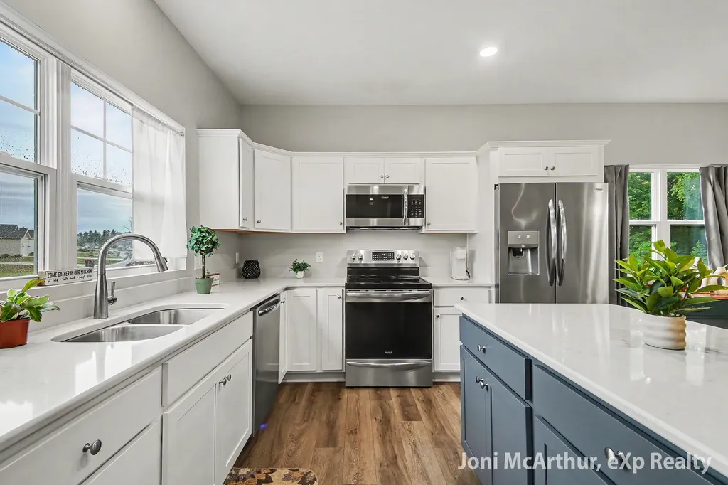 2670 Eagle Ridge Fruitport Charter Township MI 49444