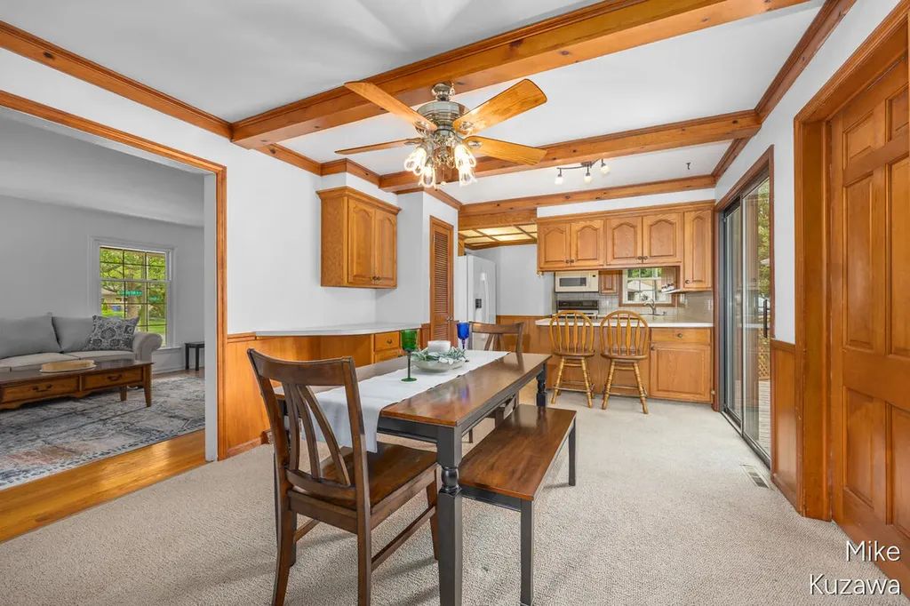 1711 Country Club Drive NE Grand Rapids City MI 49505