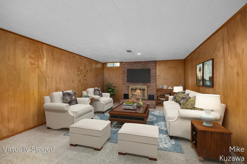 1711 Country Club Drive NE Grand Rapids City MI 49505
