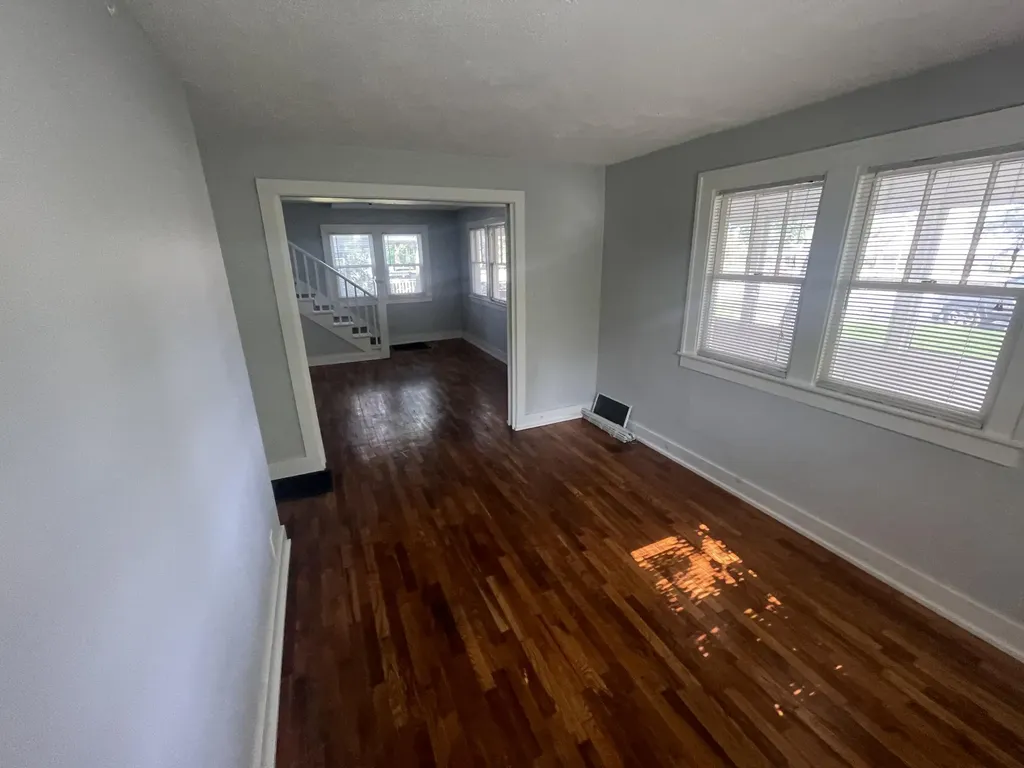 1534 Cedar Street NE Grand Rapids City MI 49503