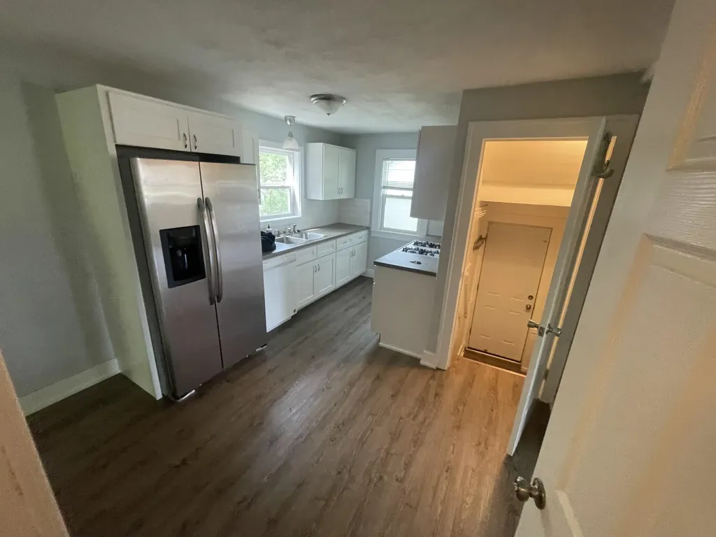 1534 Cedar Street NE Grand Rapids City MI 49503